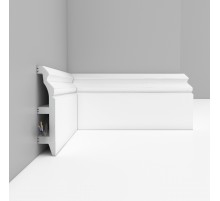 D232/14 Плинтус ДМ(100*22*2000 мм)